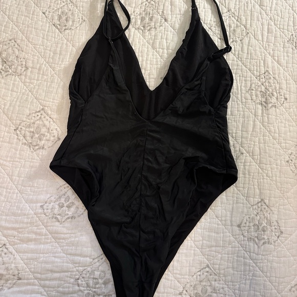 Aerie one piece swimsuit - Picture 2 of 4